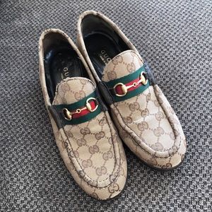 Gucci Beige and Green Sneakers